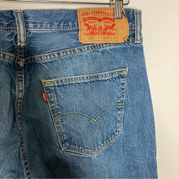 Levi’s 501 jeans red tab men’s size 34 x 34 button fly casual trendy - Picture 4 of 8